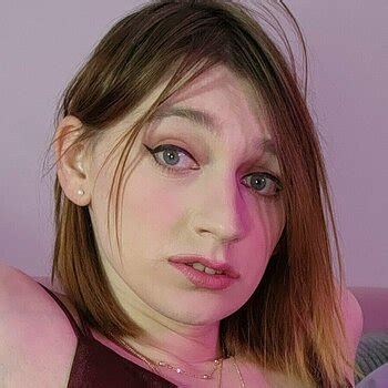 BOB'S TGIRLS: Vera Special Strokes Herself .